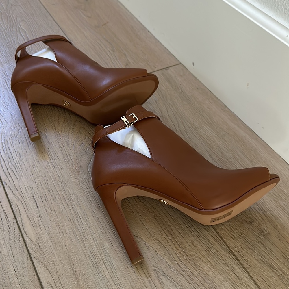 Michael Kors Brown Lawson Open Toe Bootie NEW Size 10M - Picture 6 of 6